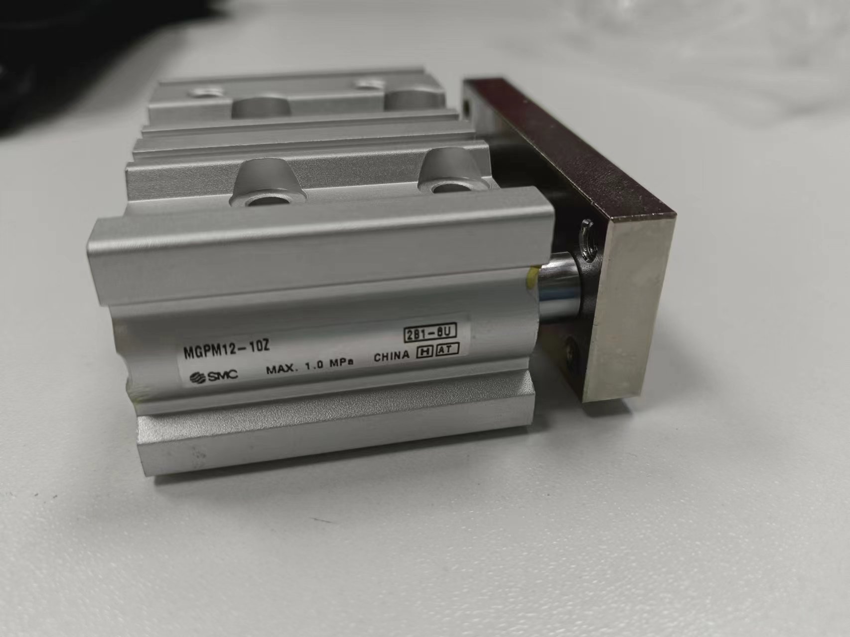 SMC 带导杆气缸12mm孔径MGPM12-10Z