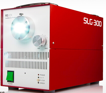 日本原装进口REVOX莱宝克斯大功率点光源SLG-300
