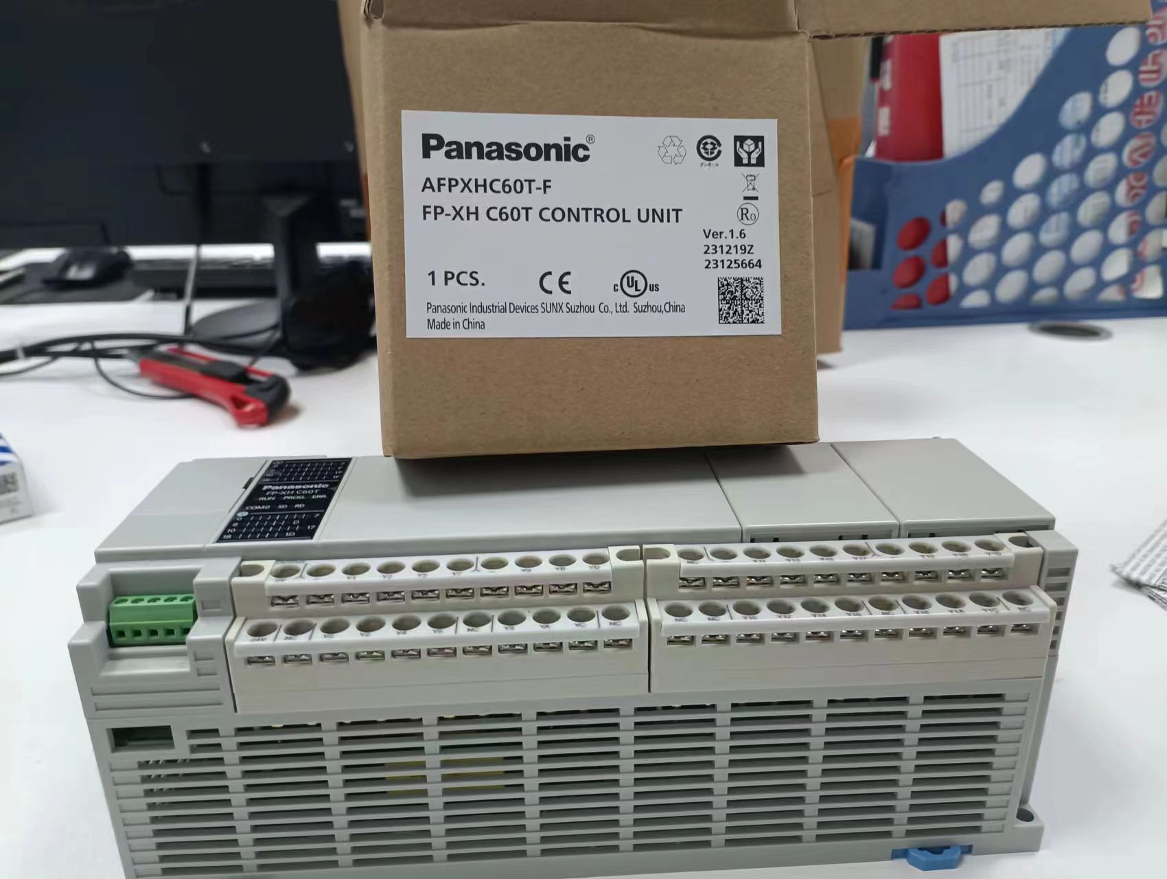 Panasonic松下可程式設計控制器PLC  AFPXHC60T