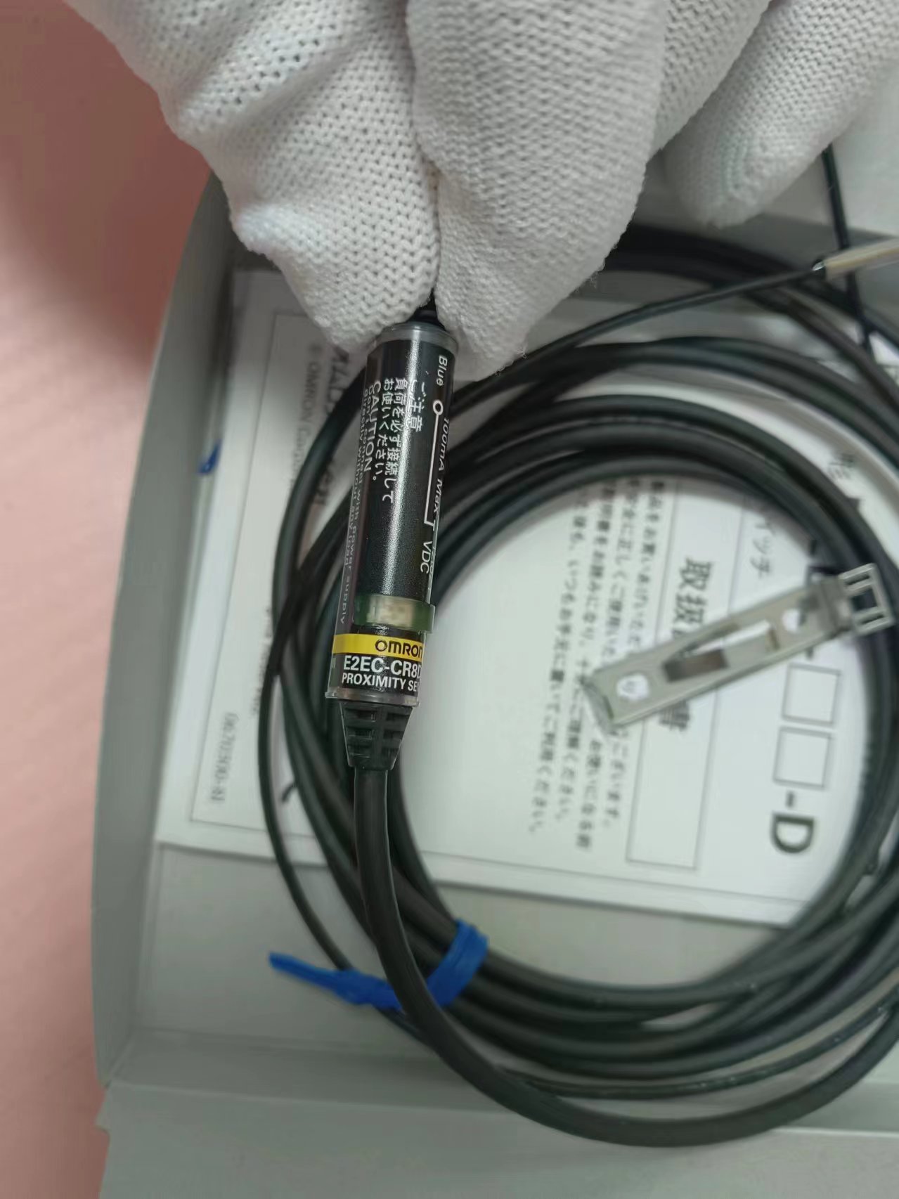 OMRON欧姆龙 放大器中继接近传感器 E2EC-CR8D1