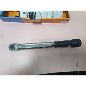 TOHNICHI东日  扭矩扳手 QL100N4