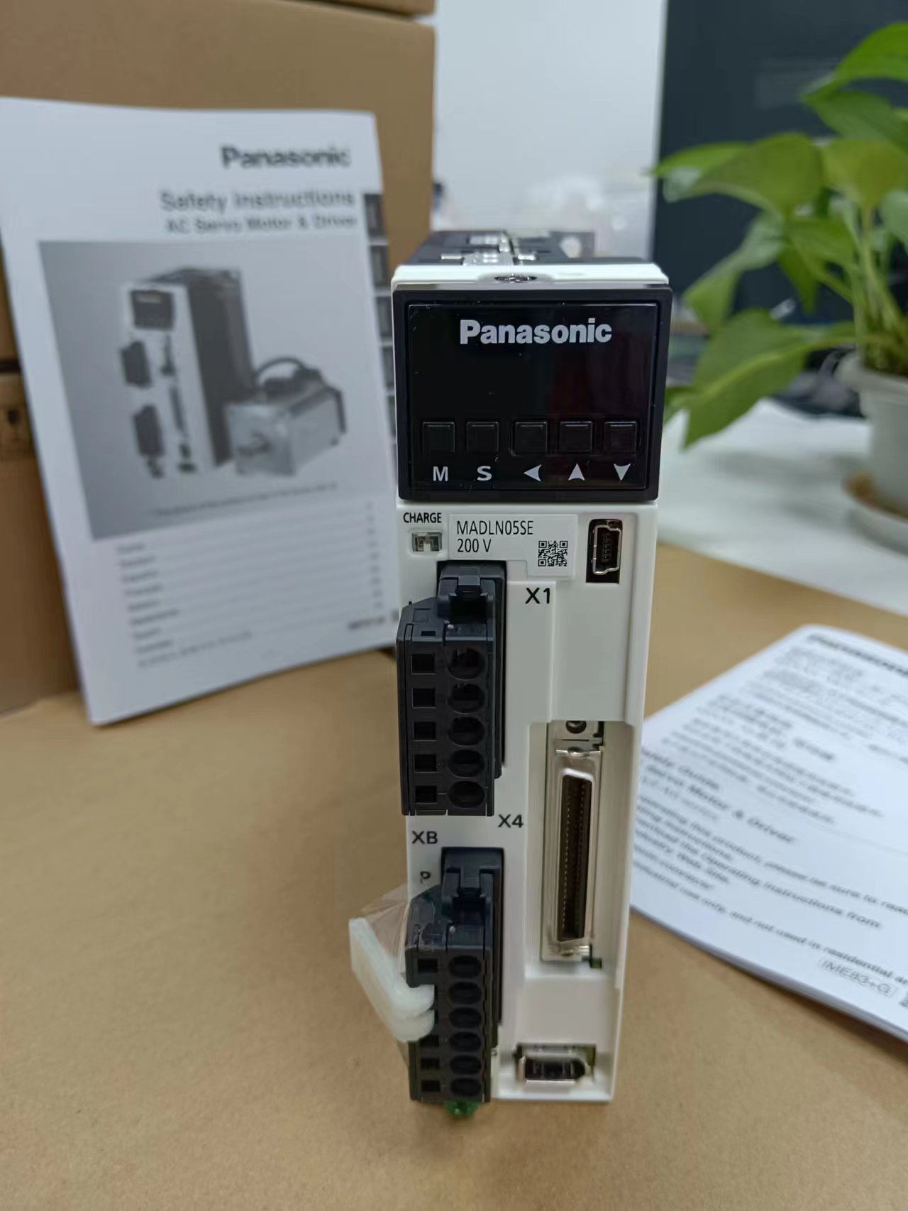 江崎推荐日本PANASONIC松下伺服驱动器MADLN05SE