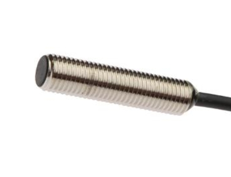 德国IPF感应式传感器IB08C127