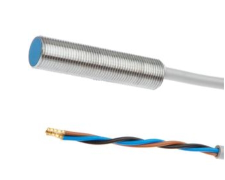 德国IPF感应式传感器IB120106