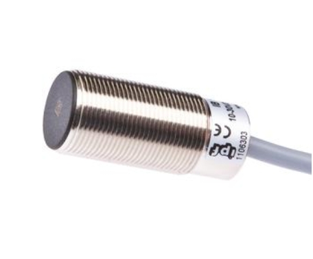 德国IPF感应式传感器IB180104