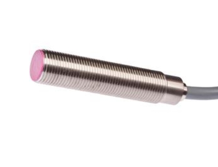 德国IPF感应式传感器IB120151