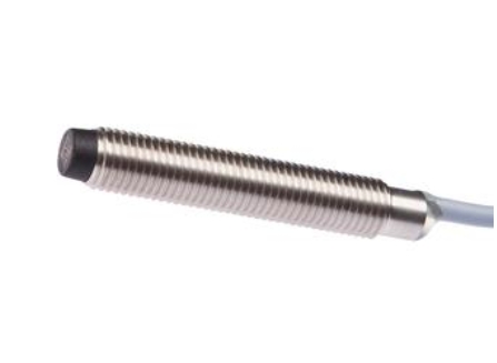 德国IPF感应式传感器IN080100