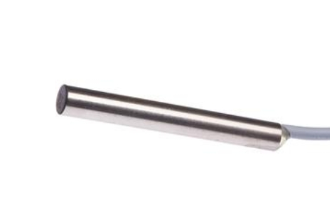 德国IPF感应式传感器IB060100