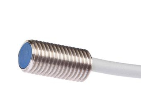 德国IPF感应式传感器IB0802A4