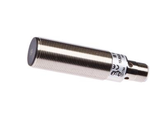 德国IPF感应式传感器IB181221