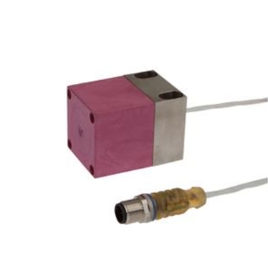 德国IPF感应式传感器IN40E172