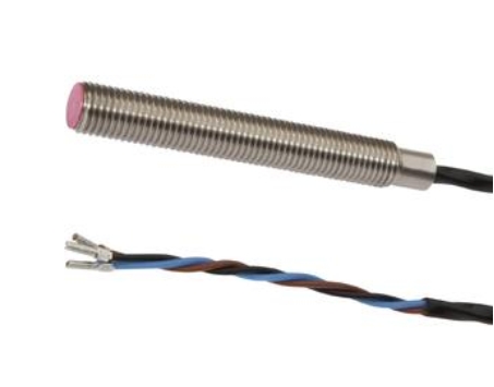 德国IPF感应式传感器IB0801T0