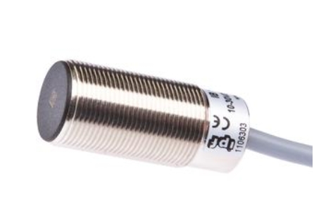 德国IPF感应式传感器IB181104