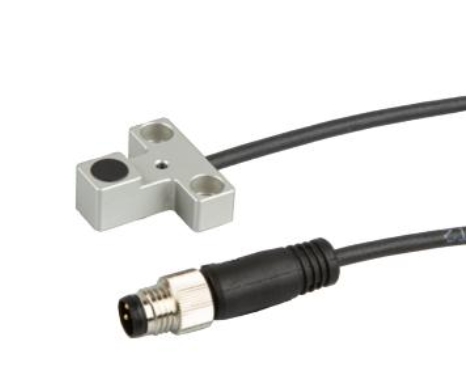 德国IPF感应式传感器IB98E314