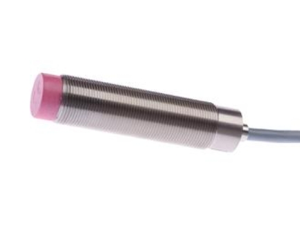 德国IPF感应式传感器IN180152