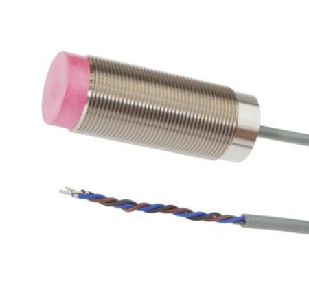 德国IPF感应式传感器IN300155