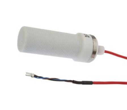 德国IPF感应式传感器IN300182