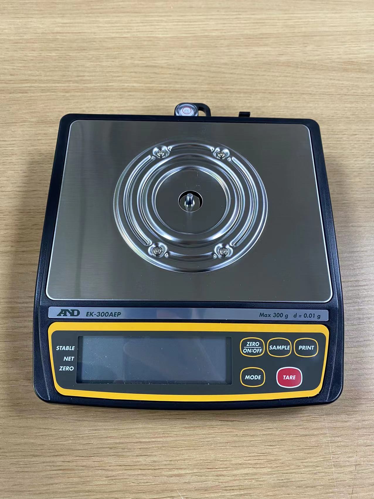 日本AND艾安得 数据输出功能 光通信适配器AD-1611 光缆不是防爆规格 (1).jpg