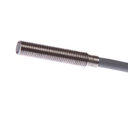 德国IPF感应式传感器IB040106