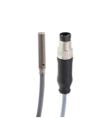 德国IPF感应式传感器IB040174