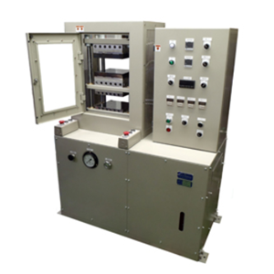 日本小平制造所 四柱两段加热冷却成型冲压机30kN~1000kN