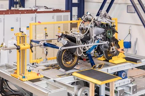 江崎推荐HORIBA堀场VULCAN 2轮和3轮车，包括全地形车底盘测功机