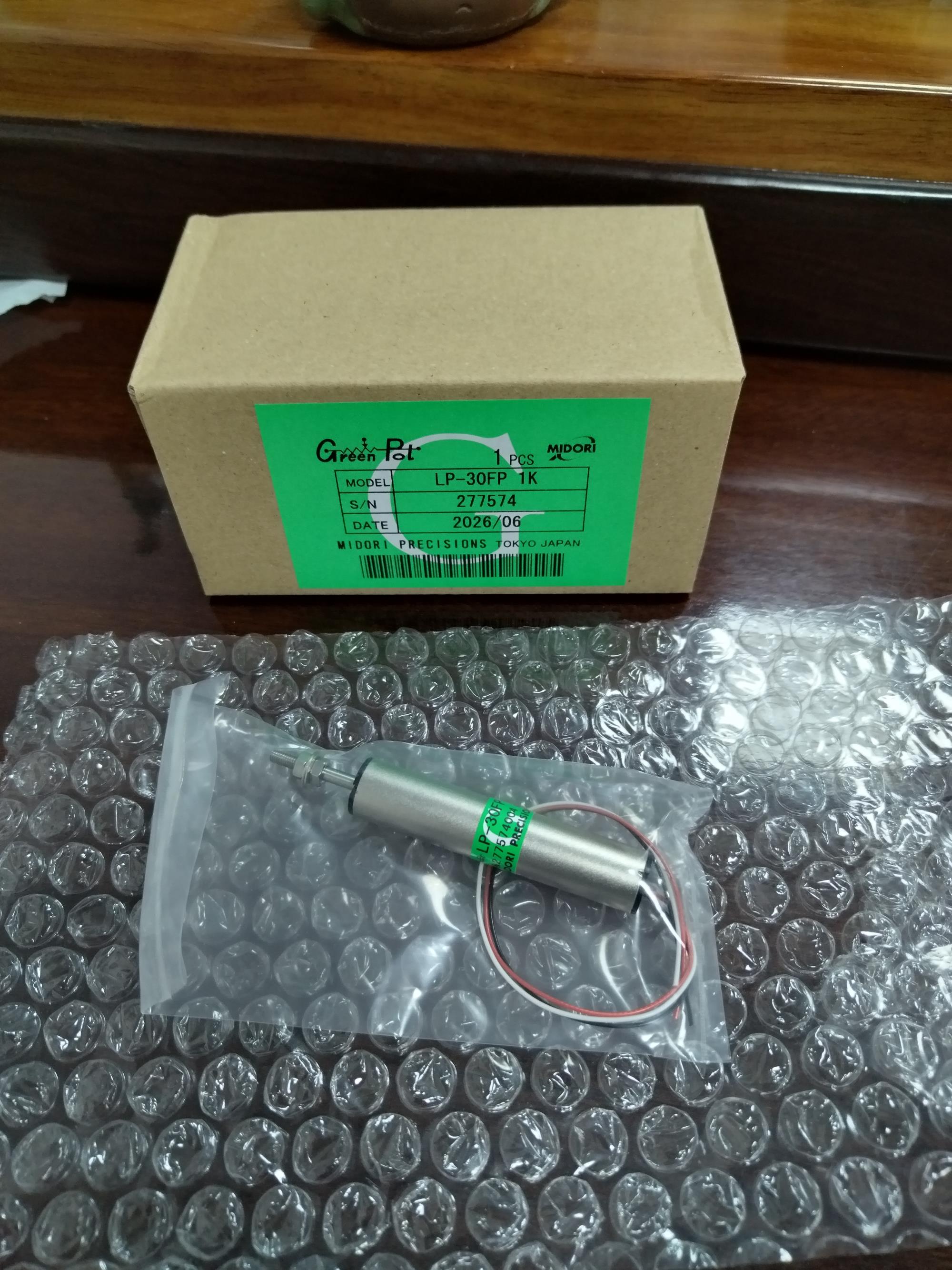 迷你细长位移探子｜MIDORI 绿测器 LP‑30FP 小型直线导电塑料电位器